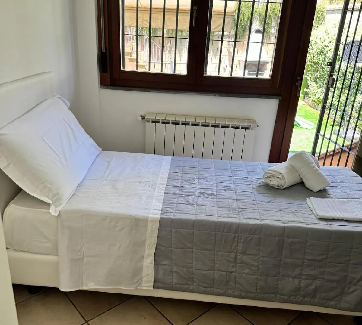 بيت ضيافة فندق Dolcevita Eur 2 Luxury روما إيطاليا